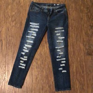 Miss Me Boyfriend Crop Jeans